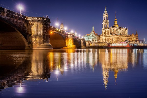 Wandbild Dresden - Katholische Hofkirche zur Blauen Stunde (Motiv 01037)