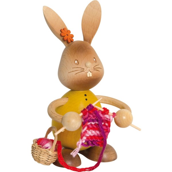 Hase Stupsi mit Strickzeug - Holzfigur - Osterdekoration