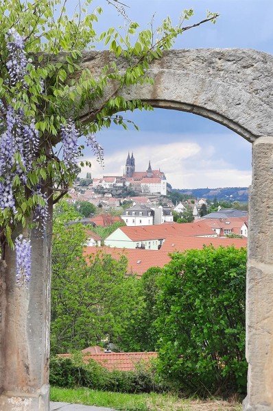 Wandbild Meißen - Blick durch Sandsteinbogen auf Albrechtsburg (Motiv MH01)